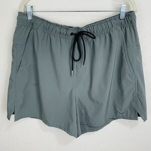 Nike Unlimited Dri-FIT 5" Unlined Versatile Shorts Short Size XL DV9336-084 Jade